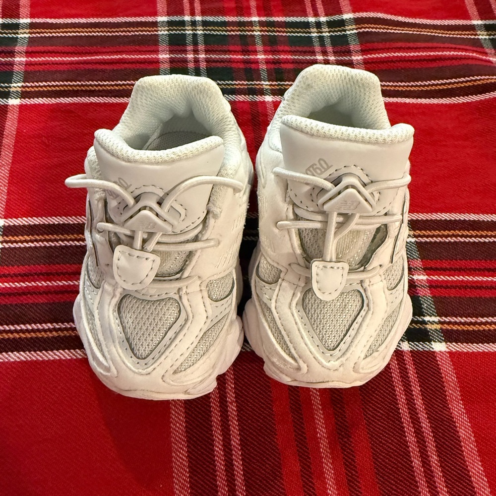 Infant US S3 New Balance 9060 LIKE NEW QUALITY